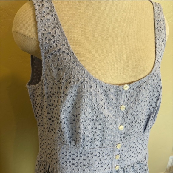J Crew Button-Front Eyelet Dress Peri Shadow Size 10 - Picture 2 of 13